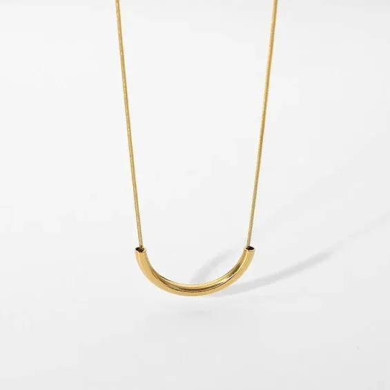 Collar de acero inoxidable para dama color dorado
