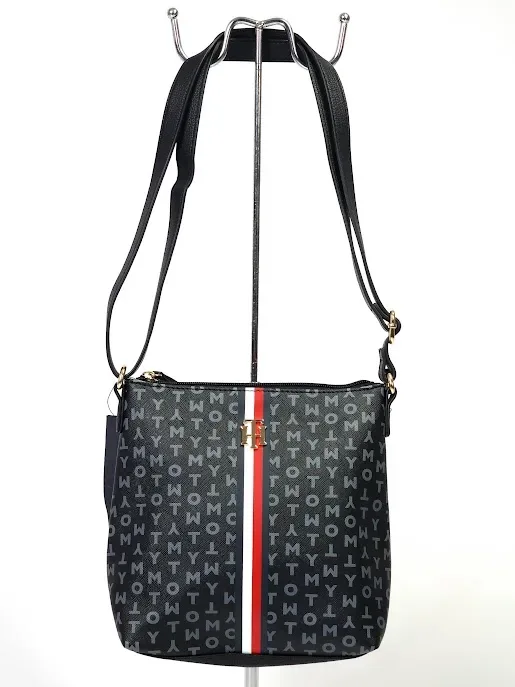 Bolso Tommy Hilfiger color negro