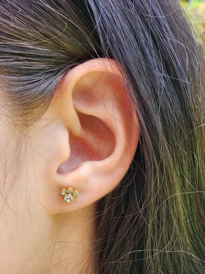 Piercing de acero inoxidable
