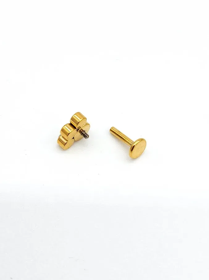 Piercing de acero inoxidable