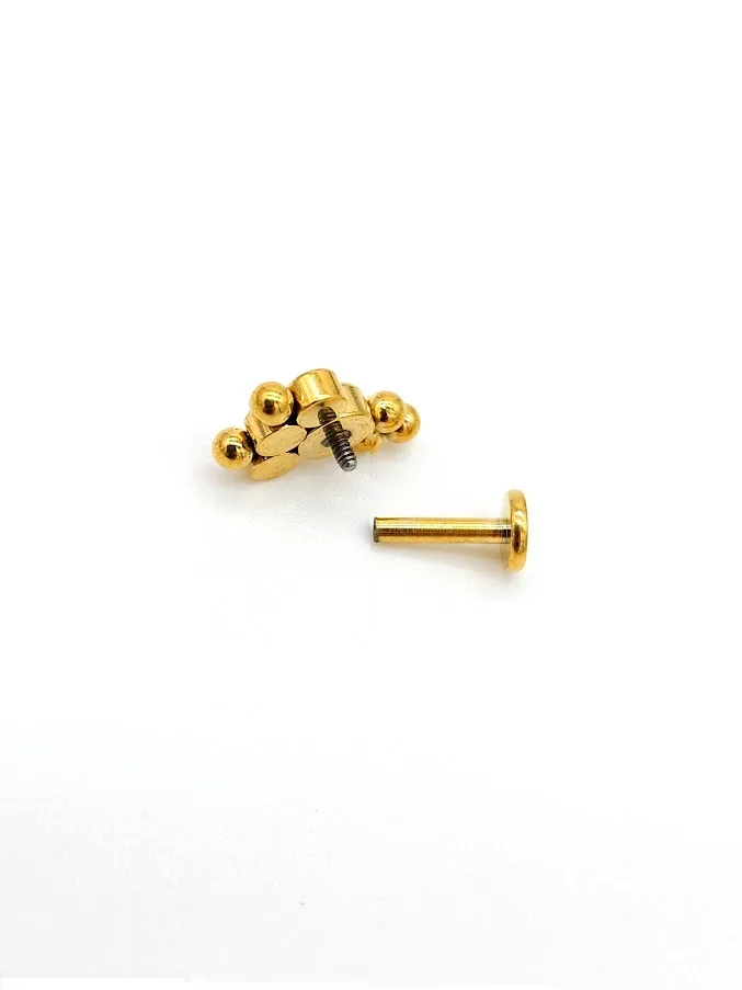 Piercing de acero inoxidable