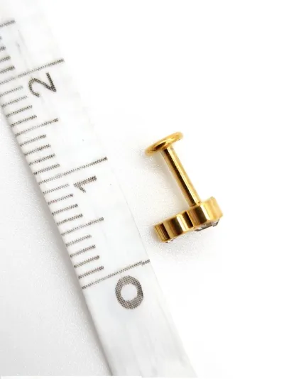 Piercing de acero inoxidable