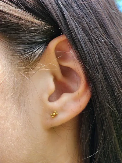 Piercing de acero inoxidable