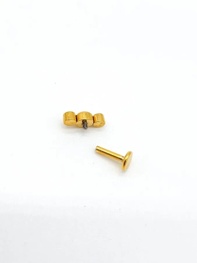 Piercing de acero inoxidable
