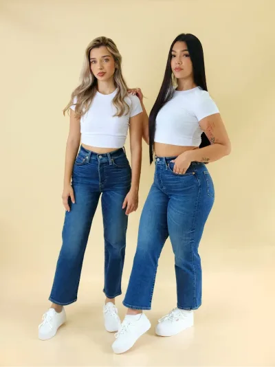 Jeans Levi´s para dama Ribcage 0206