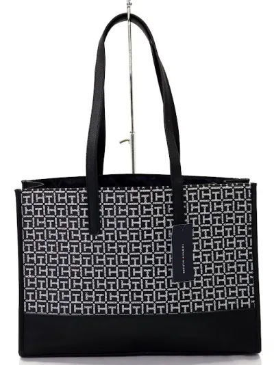 Bolso Tommy Hilfiger para dama color negro
