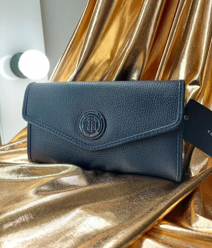 Cartera Tommy Hilfiger para dama color azul
