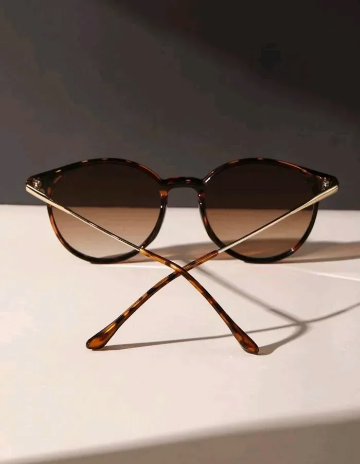 Lentes de sol para dama color café #4533