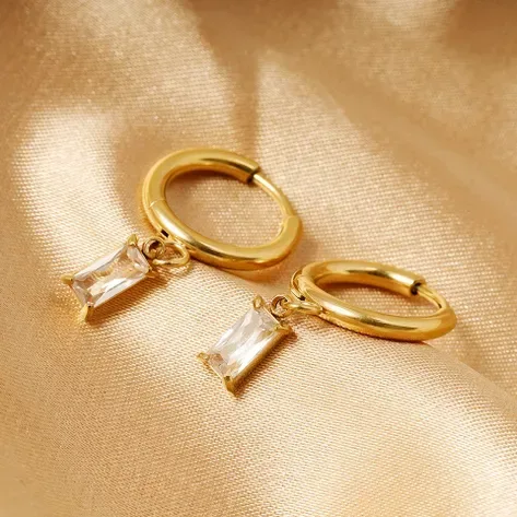 Argollas acero inoxidable para dama color dorado