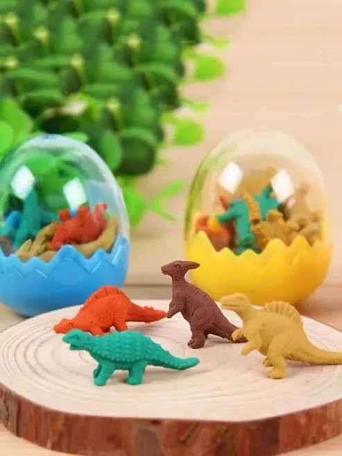 Mini set de borradores en forma de dinosaurios al azar