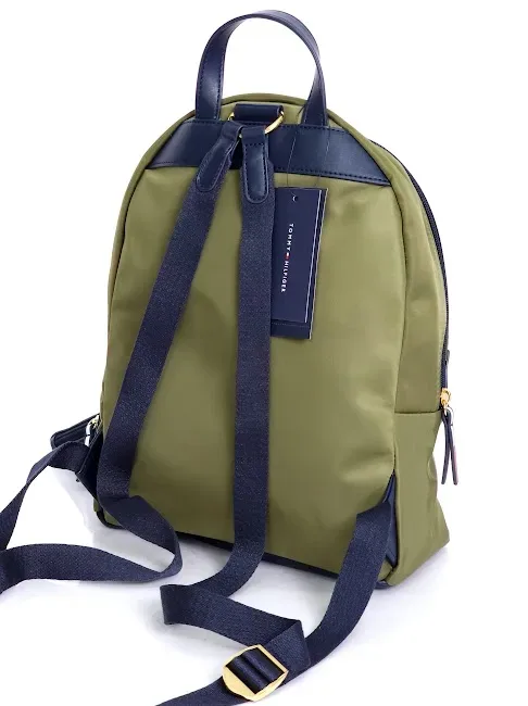 Mochila Tommy Hilfiger para dama color verde musgo con detalles azules