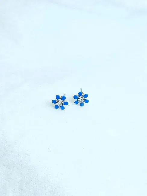 Par de aretes para dama diseño de flor celeste