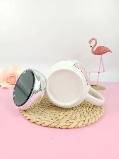 Tasa de Conejo rosa con Tapa de Rosca