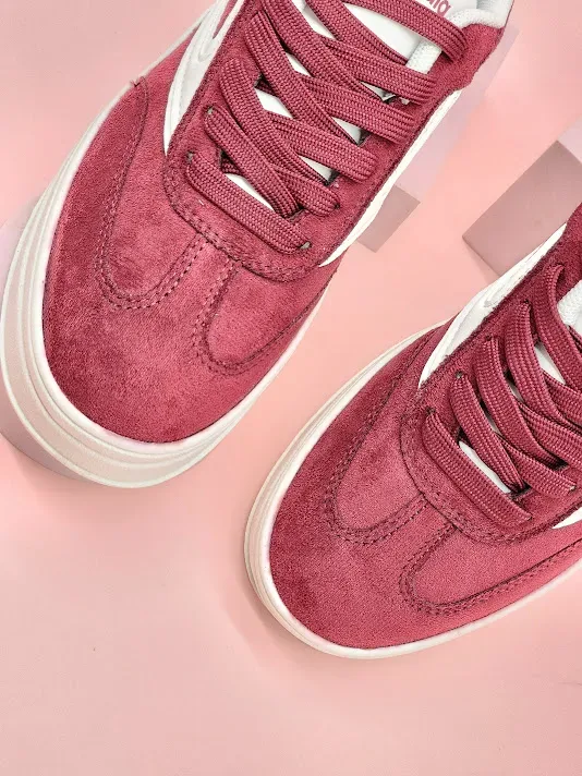 Tennis Sabata para dama 1411203A BURGUNDY