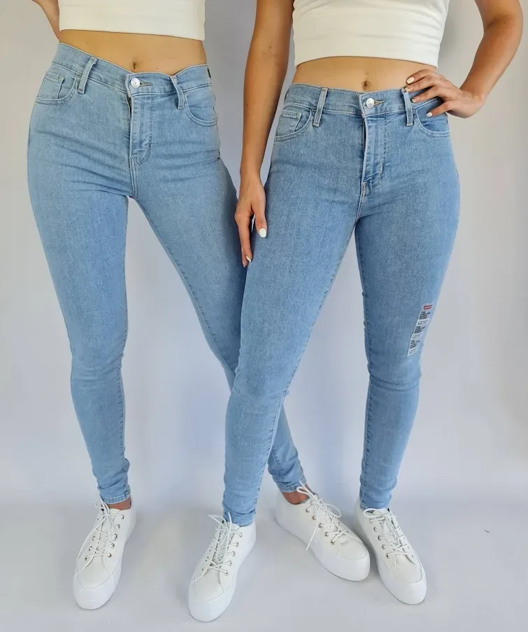 Jeans Levis para dama 720-0196