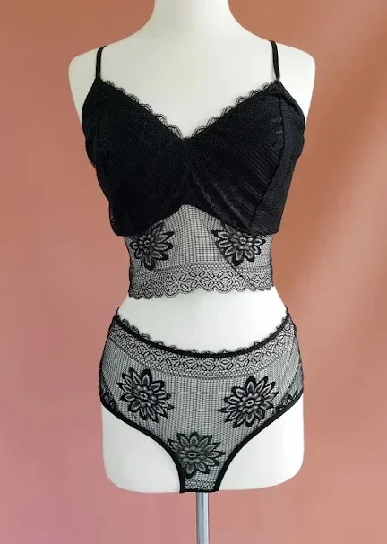 Lencería de encaje para dama color negro