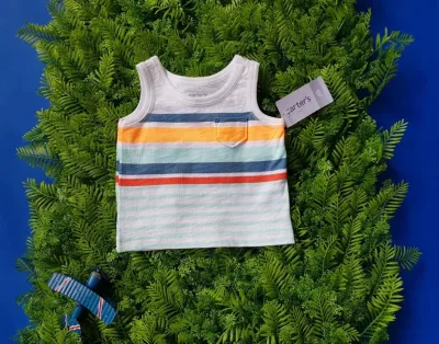 Camiseta Carter´s para niño color blanca a rayas