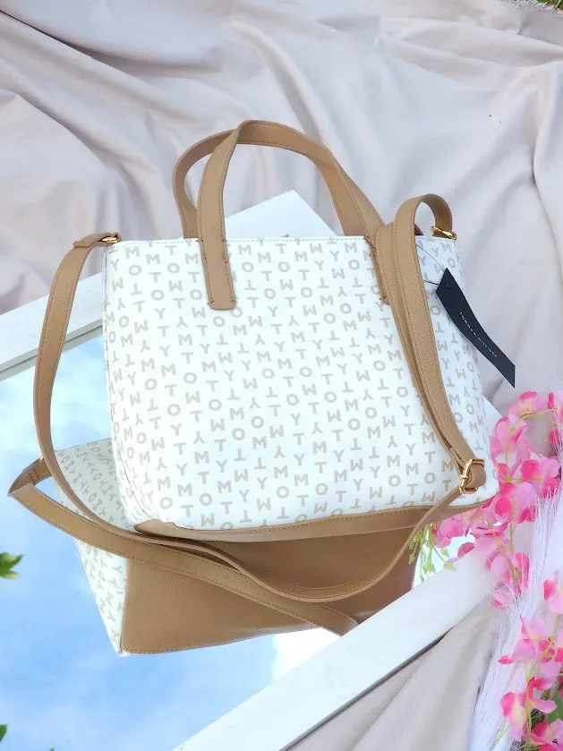 Bolso Tommy Hilfiger para dama color blanco