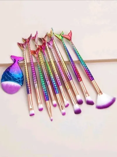 Set de brochas de maquillaje diseño de sirena multicolor