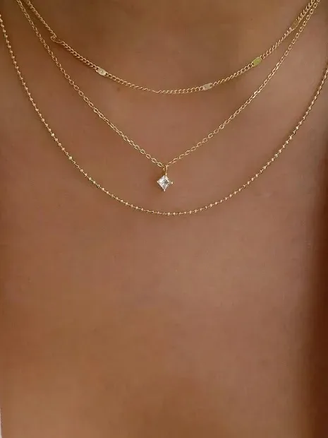Collar para dama color dorado