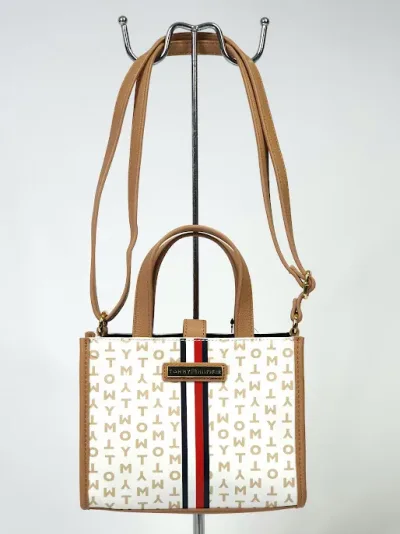 Bolso Tommy Hilfiger color beige