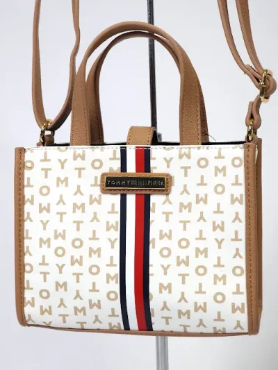 Bolso Tommy Hilfiger color beige