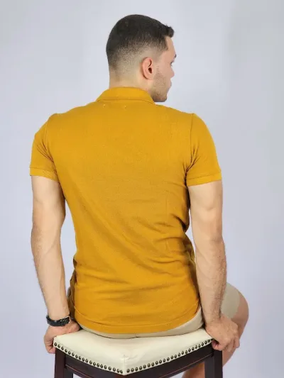 Camiseta Aeropostale para caballero color Mostaza