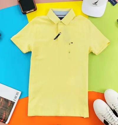 Camiseta Tommy Hilfiger Slim Fit para caballero color amarillo