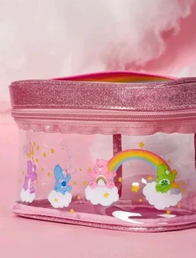 Cosmetiquera diseño de los cariñositos en color rosado
