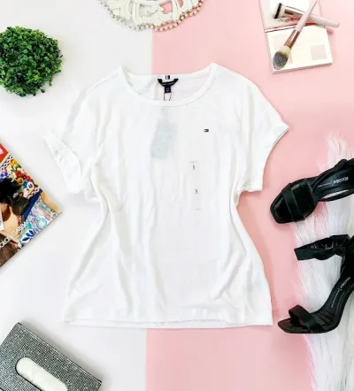Camiseta Tommy Hilfiger color blanco hueso