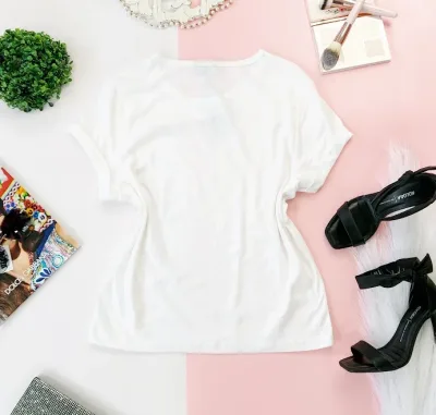 Camiseta Tommy Hilfiger color blanco hueso