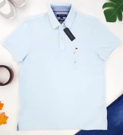 Camiseta Tommy Hilfiger Custom Fit para caballero color celeste