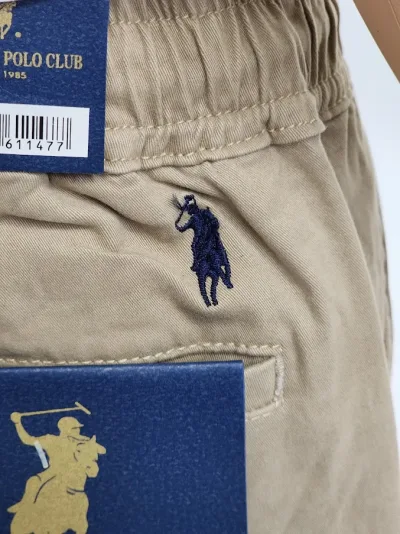 Short Cambridge Polo Club para niño color beige claro