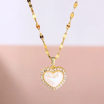 Collar de dije de corazón con perlitas