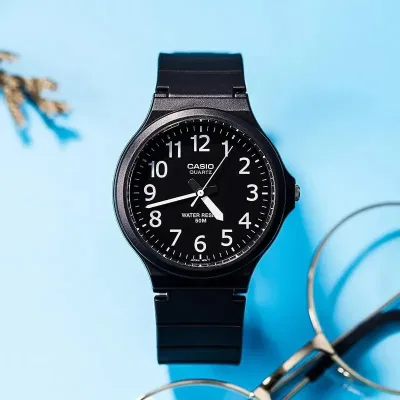 Reloj CASIO para caballero MW-240-1BVDF