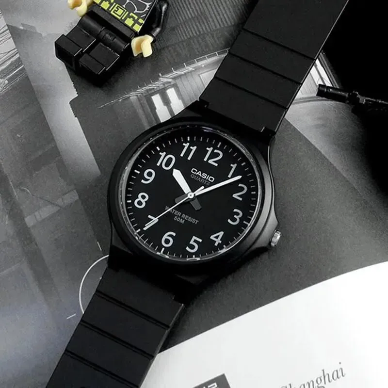 Reloj CASIO para caballero MW-240-1BVDF