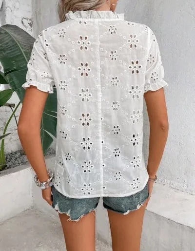 Blusa para dama color blanco con bordado de ojal