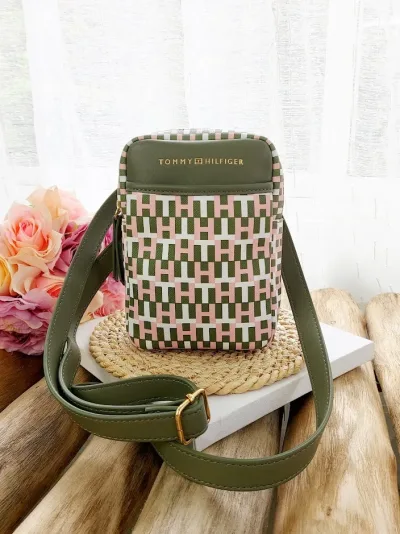 Bolso Tommy Hilfiger para dama multicolor