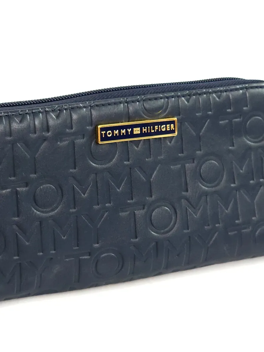 Cartera Tommy Hilfiger color azul oscuro
