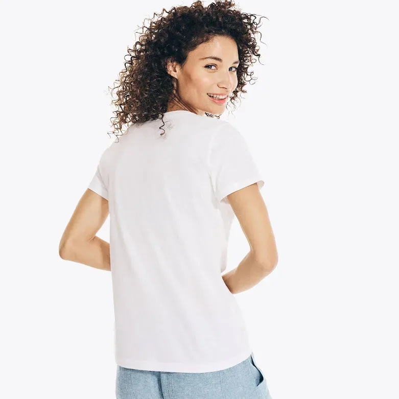 Camiseta nautica para dama blanca con letras doradas