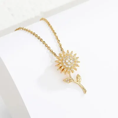 Collar de acero de titanio