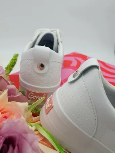 Tenis Coral Layla White