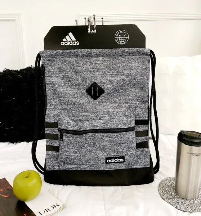 Bolso Adidas para caballero color gris y negro