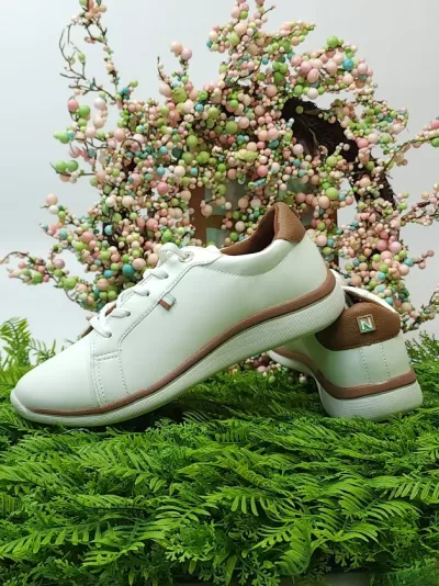 Tenis Natural STEP WHITE/MOCCA para Dama