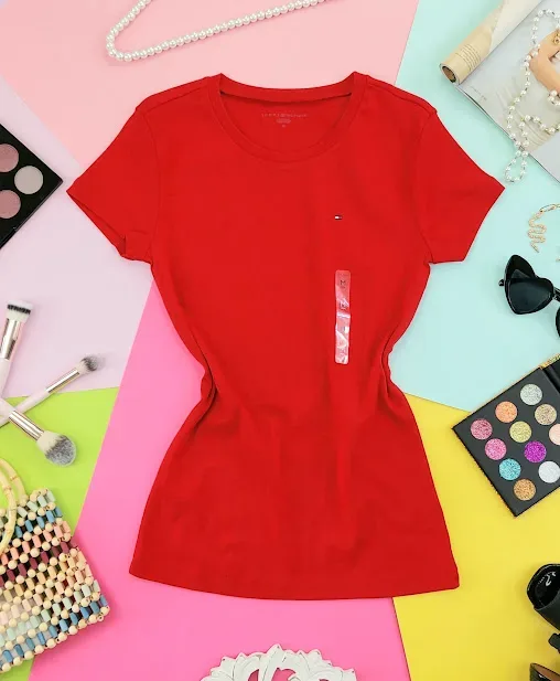 Camiseta Tommy Hilfiger para dama color rojo cuello redondo
