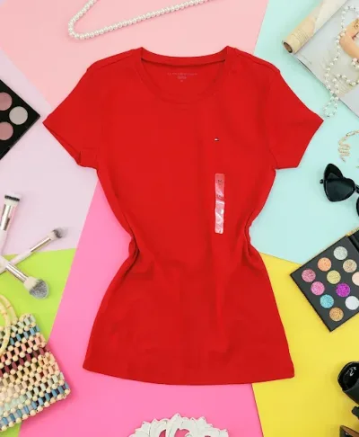 Camiseta Tommy Hilfiger para dama color rojo cuello redondo
