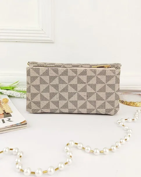 Cartera para dama color café y beige