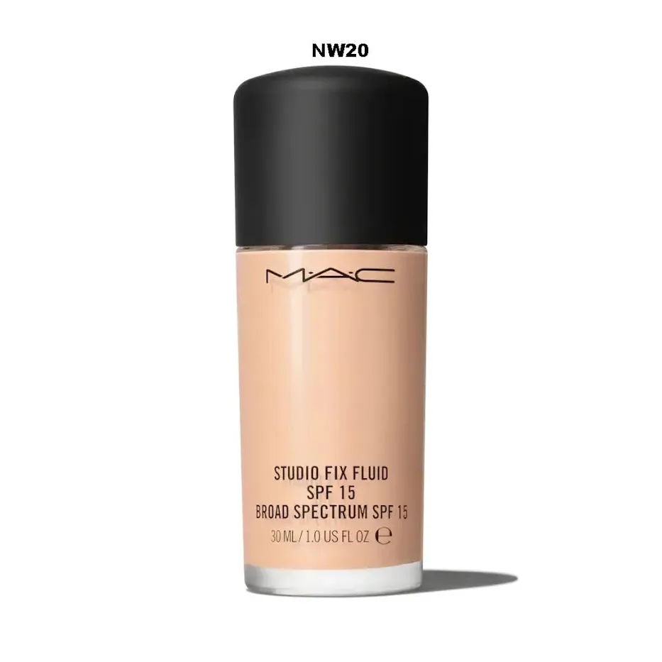 Base de maquillaje MAC para dama tono NW20