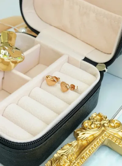 Par de aretes de acero inoxidable para dama