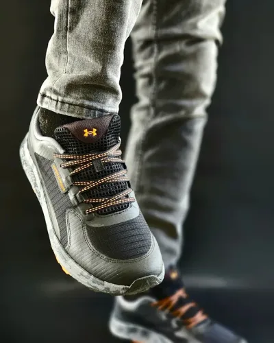Tenis Under Armour  UA Charget Bandit TR 3 para caballero 3028371 001
